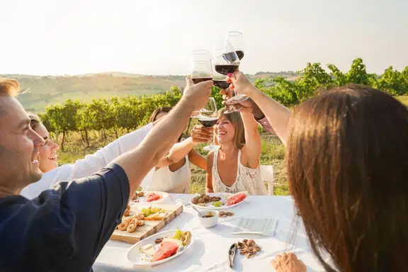 people-vineyard-lunch-cheers_1360x1360