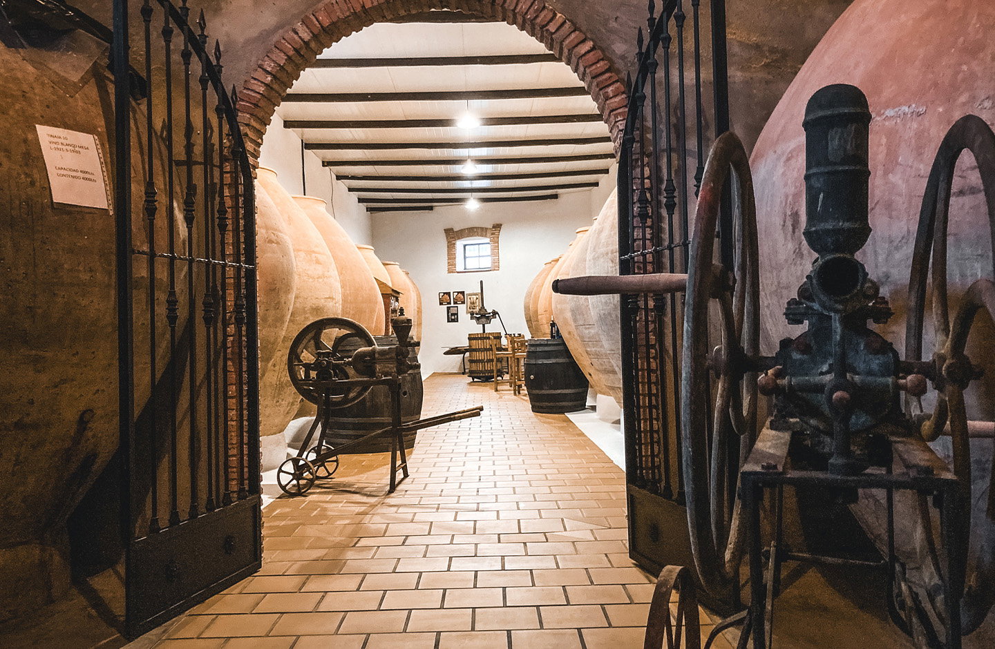 Bodegas César Velasco